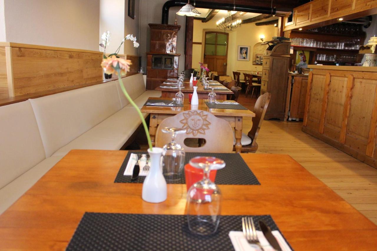 Gasthaus Sonne シュリーンゲン エクステリア 写真