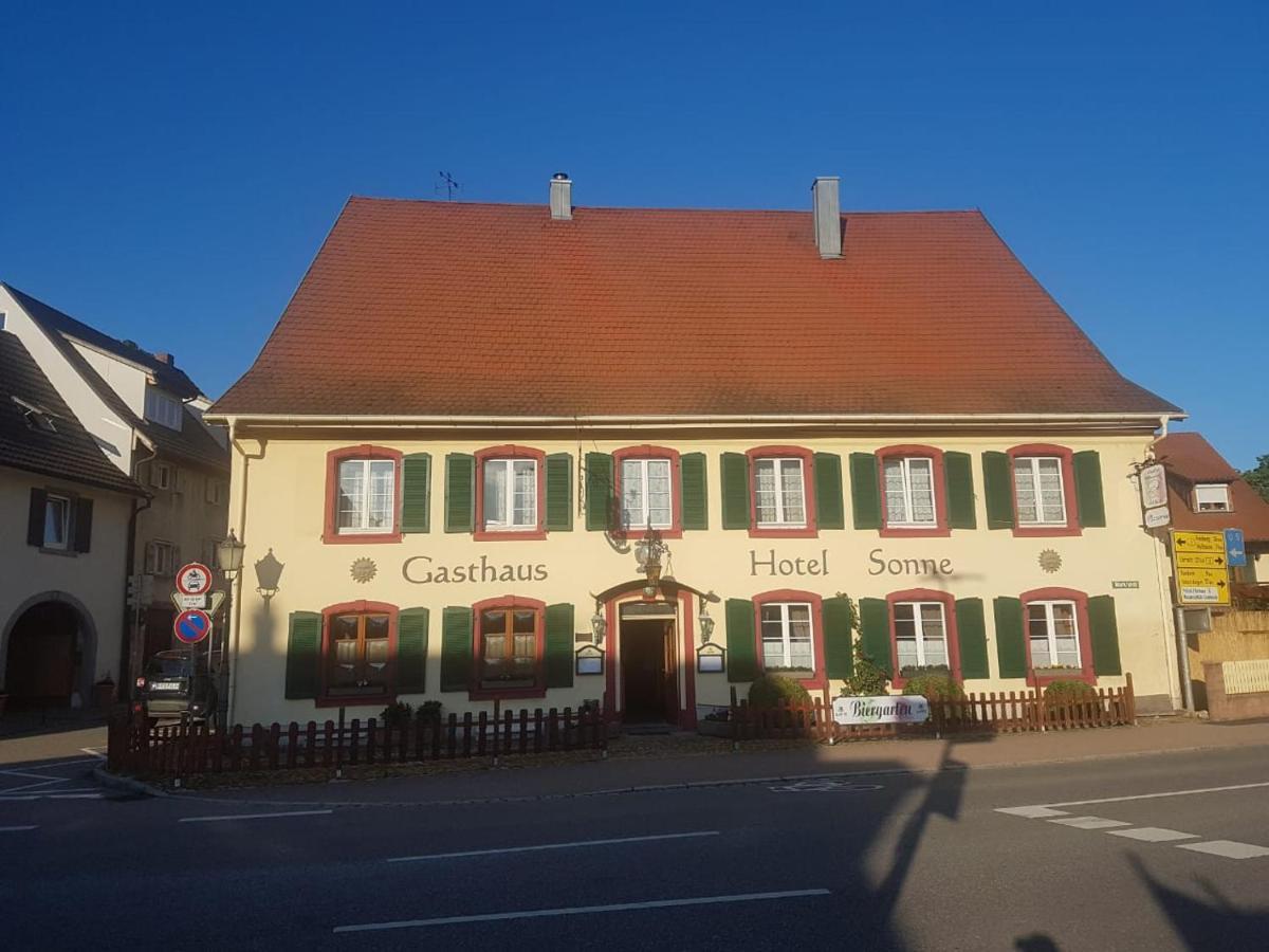 Gasthaus Sonne シュリーンゲン エクステリア 写真